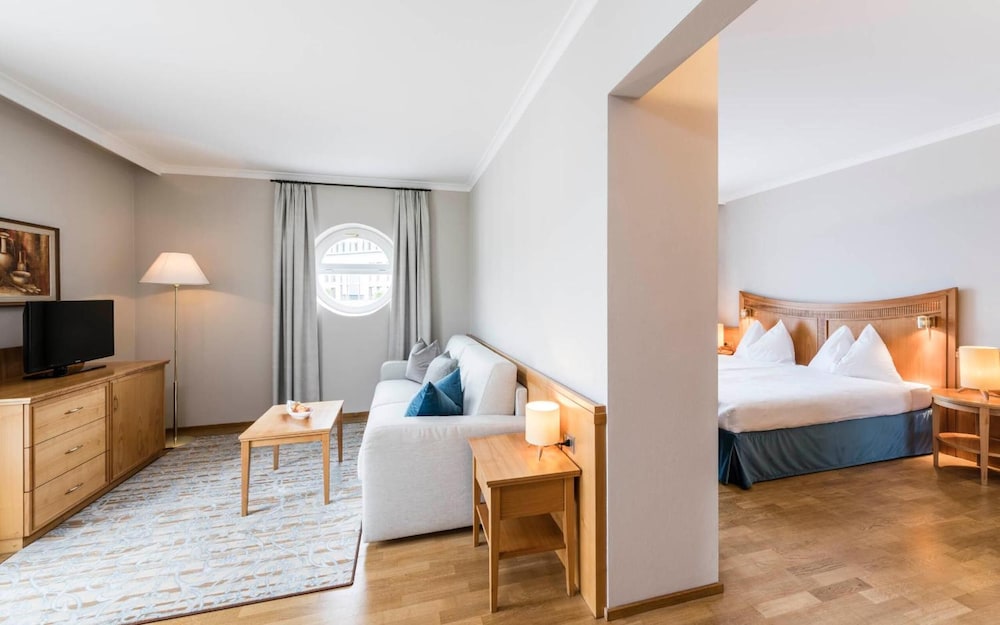 

Milano - Chienes - HOTEL POST alpine cityflair