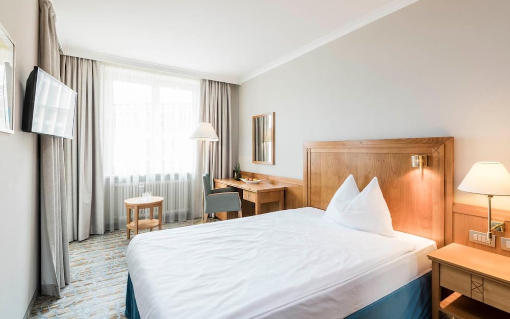 

Napoli - Brunico - HOTEL POST alpine cityflair