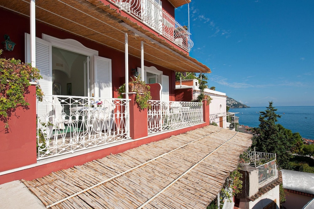 

Catania - Positano - Villa La Tartana