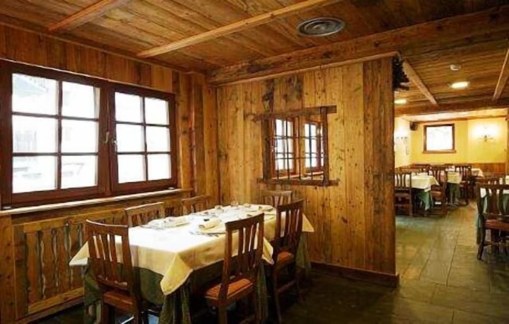 

Catania - Courmayeur - Hotel Maison Saint Jean