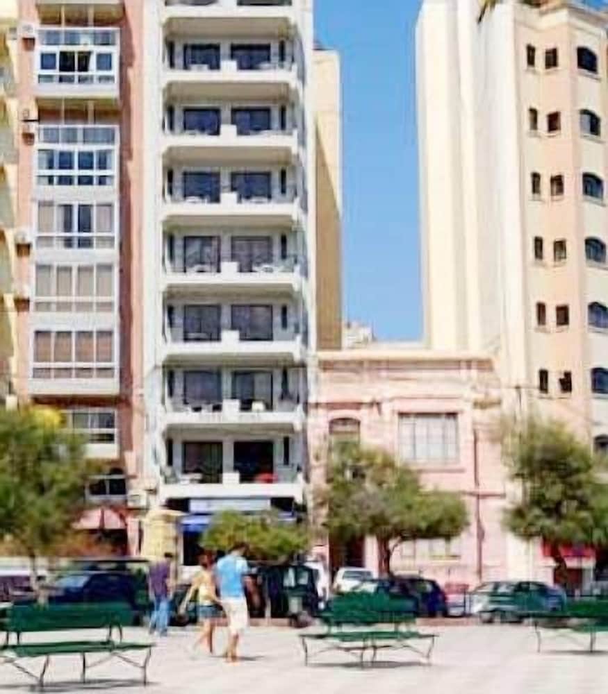 

Bologna - Il-Gżira - Roma Hotel
