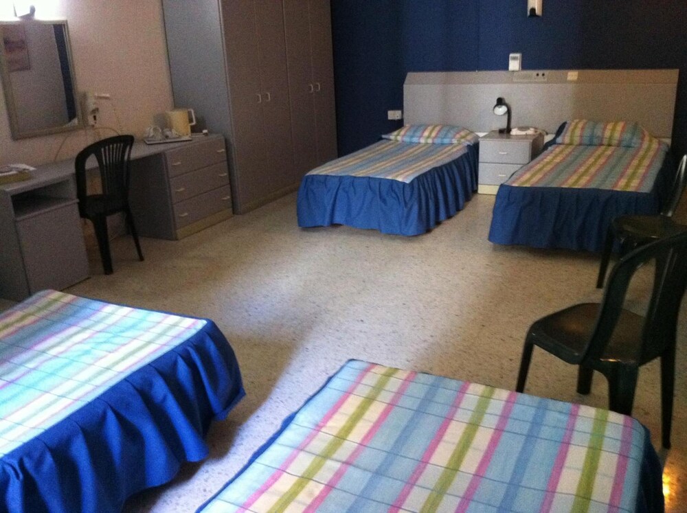 

Napoli - Il-Gżira - Roma Hotel