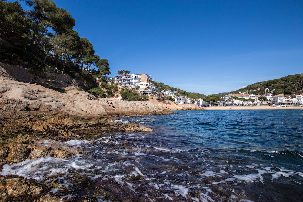 

Bologna - Begur - Hotel Hostalillo by Escampa Hotels