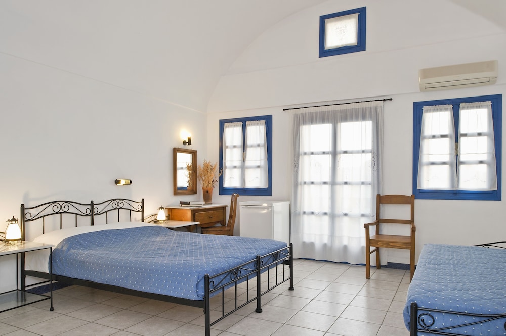 

Torino - Santorini, Isole Greche - Irigeneia Hotel