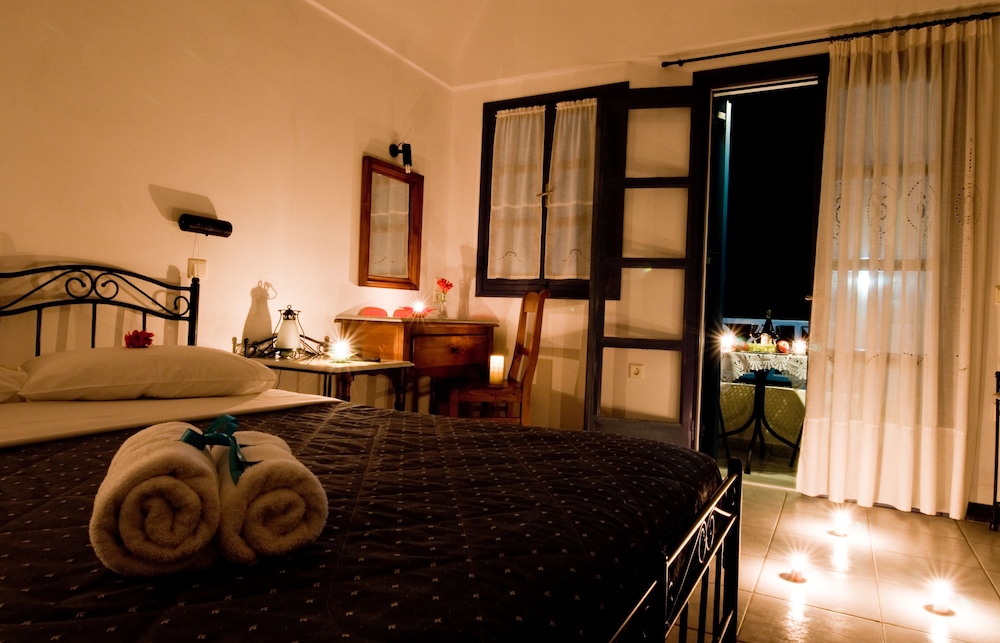 

Bologna - Firostefani - Irigeneia Hotel