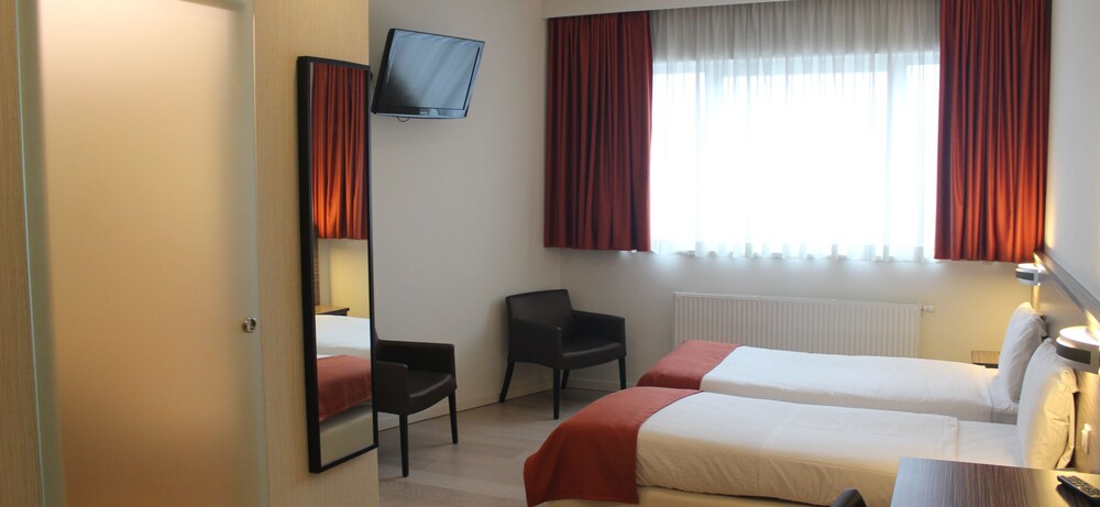 

Pisa - Bruxelles Aeroporto - Hotel Taormina Brussels Airport