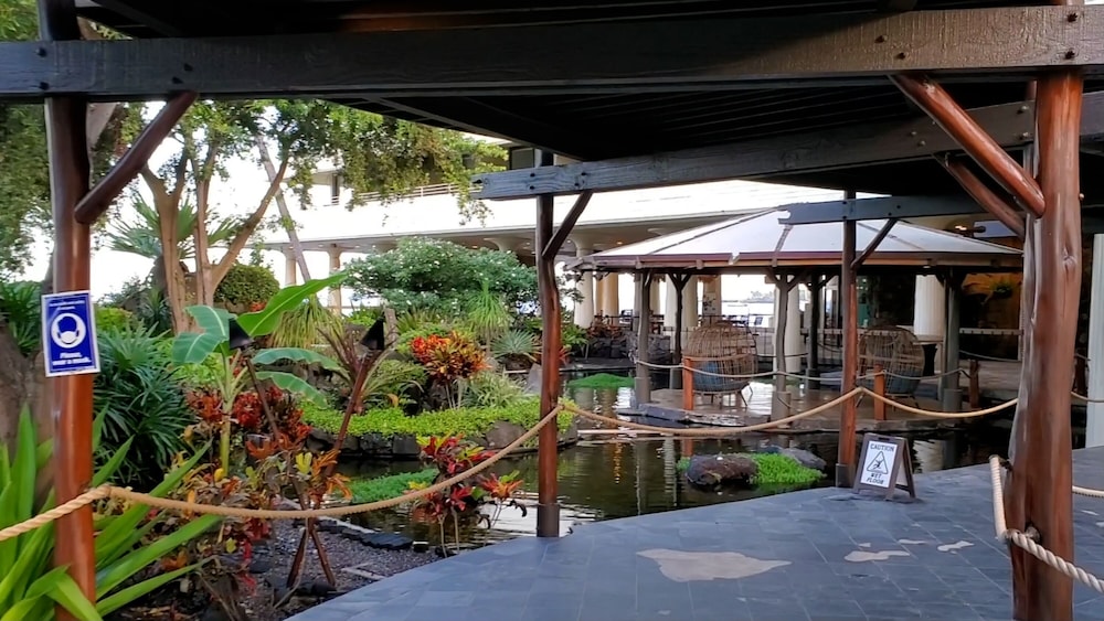 

Palermo - Kahaluu-Keauhou - Royal Kona Resort