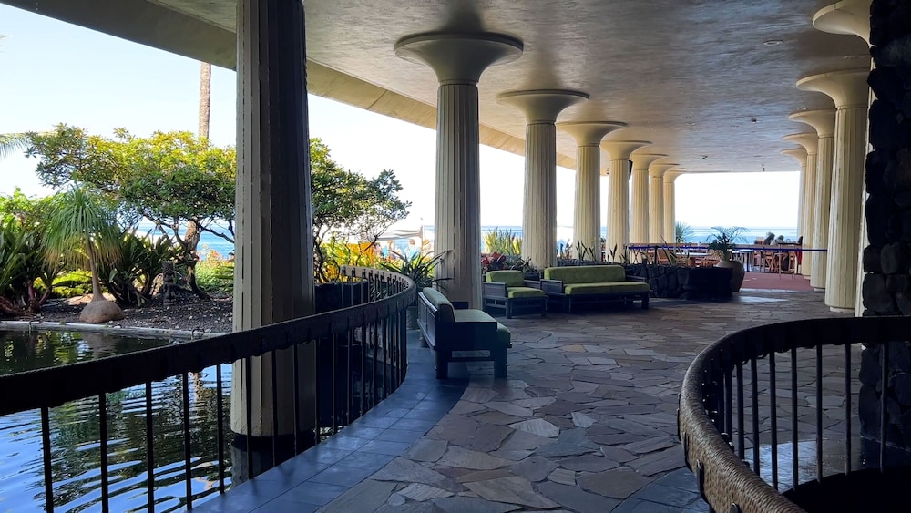 

Lamezia Terme - Kahaluu-Keauhou - Royal Kona Resort
