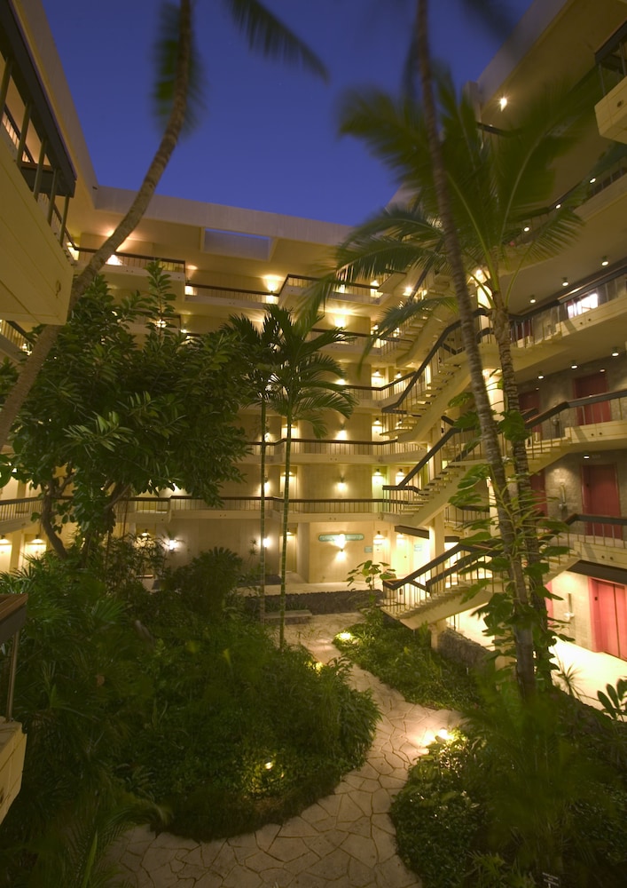 

Milano - Kahaluu-Keauhou - Royal Kona Resort
