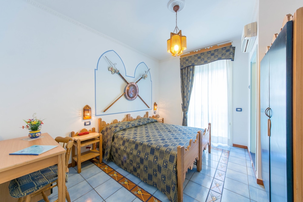 

Milano - Ravello - Riviera B&B Rooms