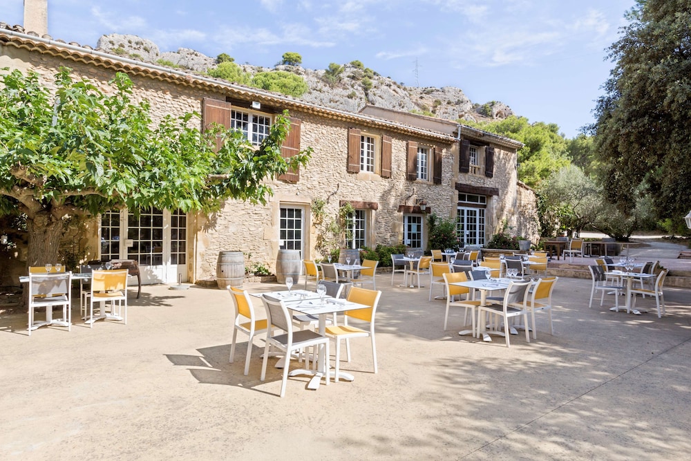 

Milano - Salon-de-Provence - Best Western Domaine de Roquerousse