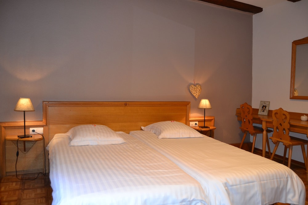 

Roma - Rodern - Hôtel le Saint Nicolas