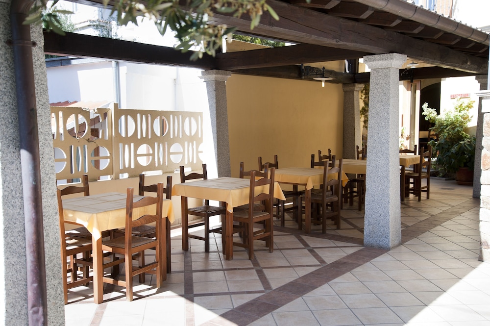 

Bologna - Dorgali - Hotel San Francisco