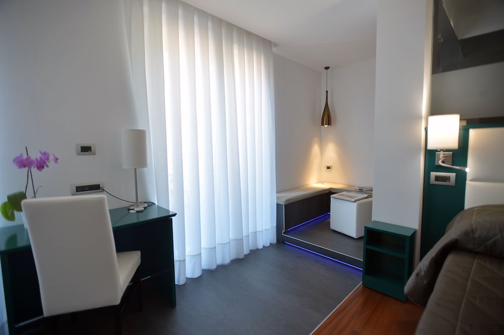

Milano - Ravello - Reginna Palace Hotel