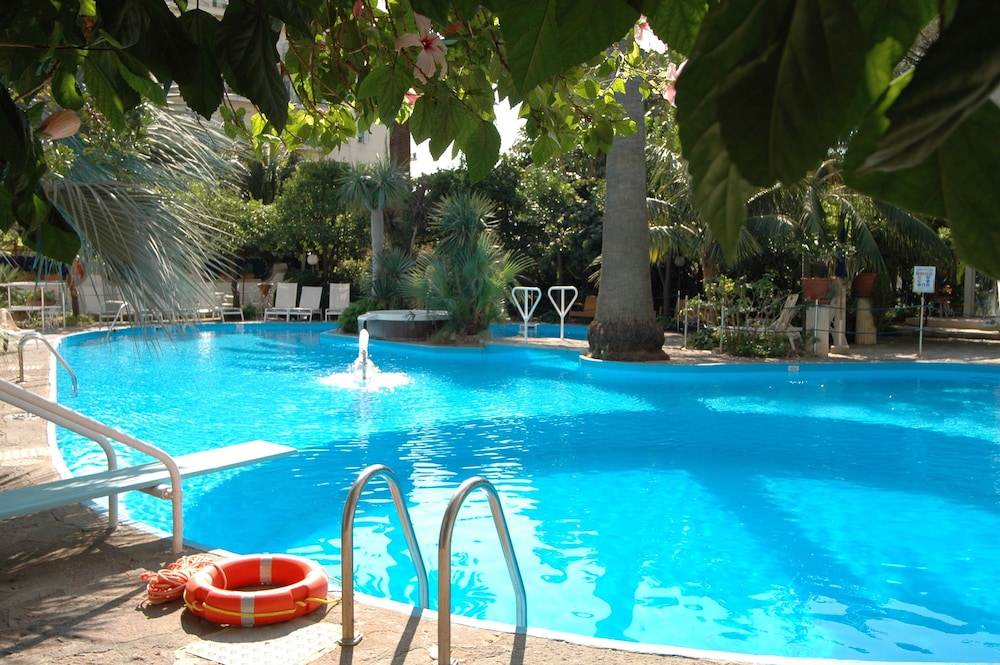 

Milano - Ravello - Reginna Palace Hotel