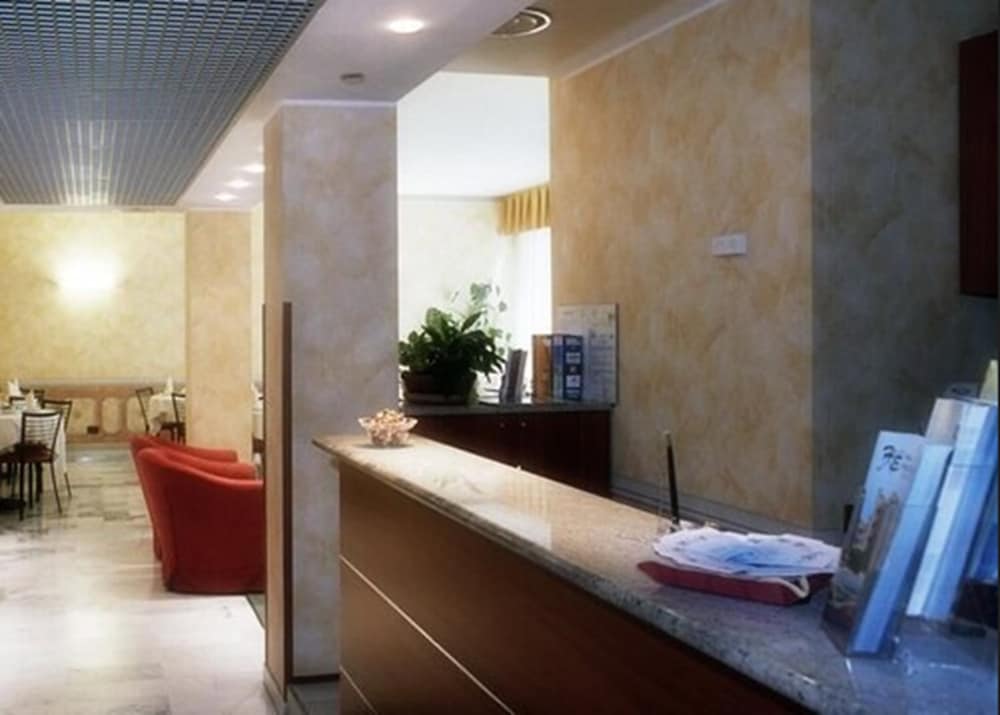 

Roma - Lago di Como, Laghi Italia - Hotel Engadina