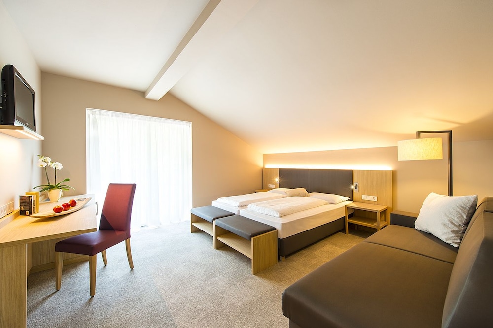 

Bari - Caldaro sulla Strada del Vino - Hotel CampingPark Steiner