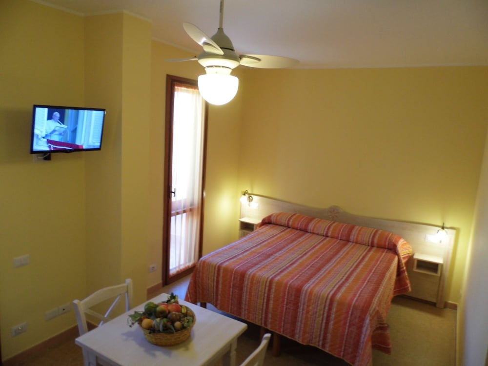 

Catania - La Maddalena - LE NEREIDI Hotel & Residence con Piscina-Tennis-Fitness-Parcheggio coperto-Sala Conferenze