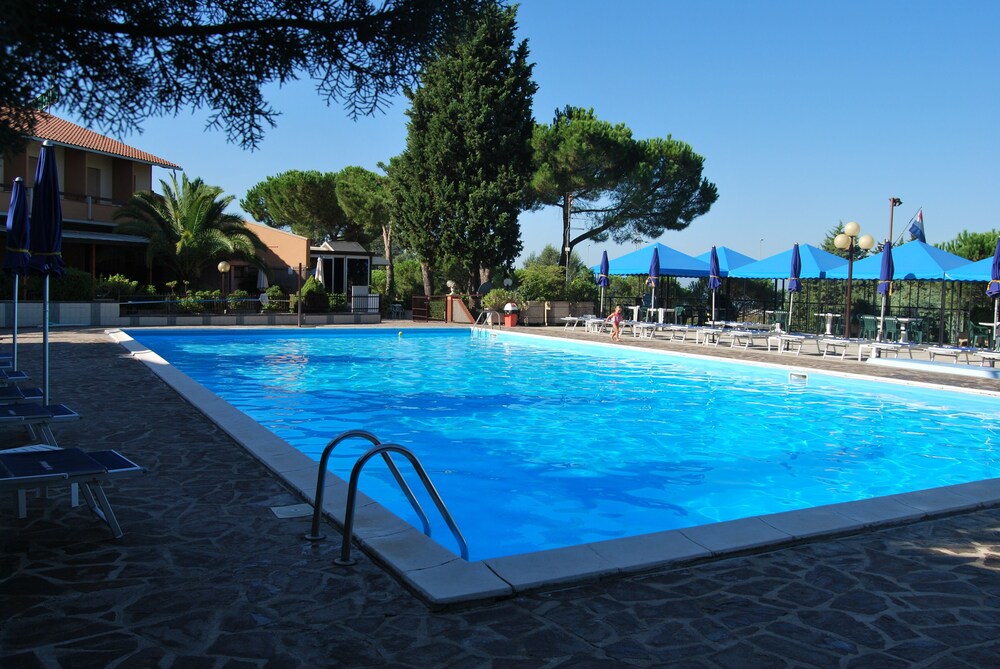 

Napoli - Passignano sul Trasimeno - Hotel Ristorante Il Gabbiano