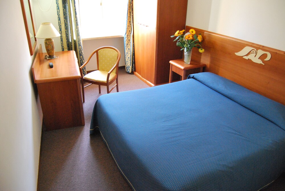 

Napoli - Passignano sul Trasimeno - Hotel Ristorante Il Gabbiano