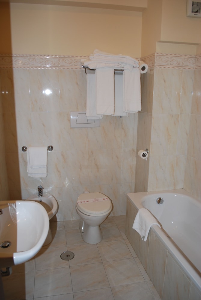 

Milano - Ciampino - Marini Park Hotel