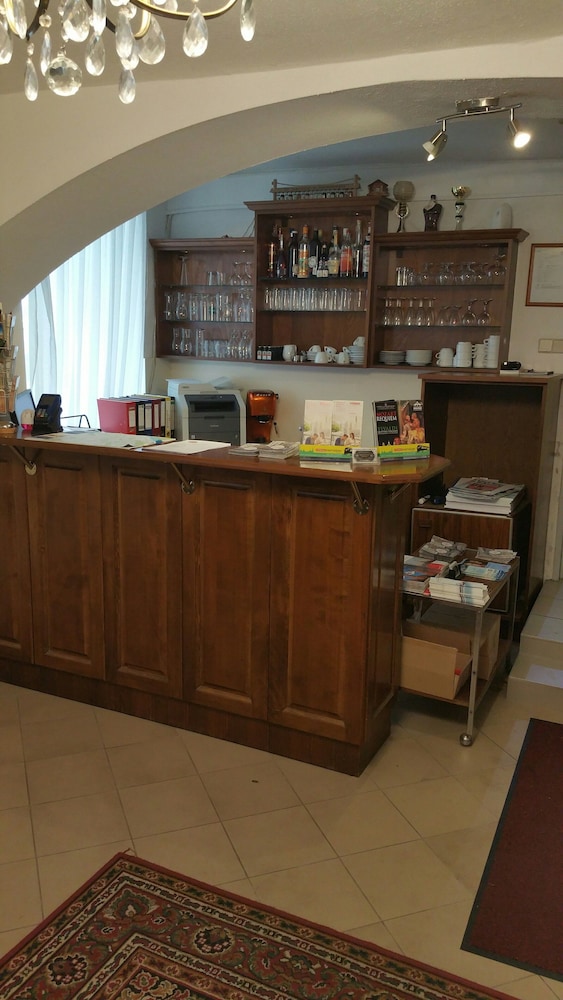 

Palermo - Klosterneuburg - Appartement Hotel Marien-Hof