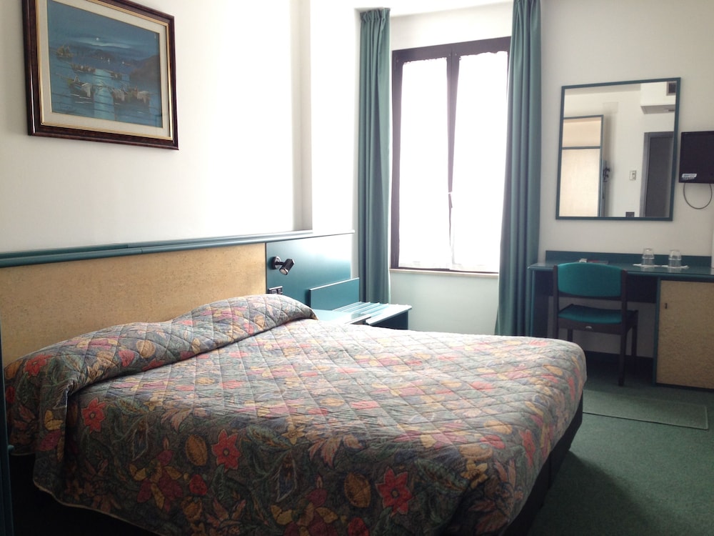 

Bari - Sirmione - Hotel Plaza