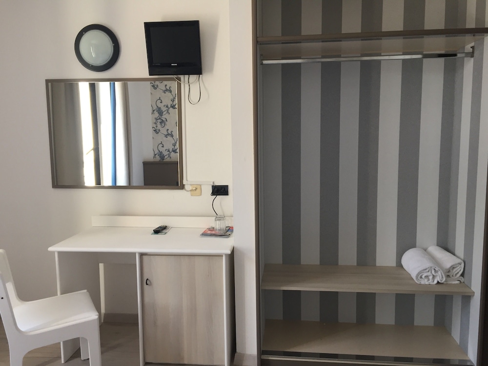 

Palermo - Desenzano del Garda - Hotel Plaza