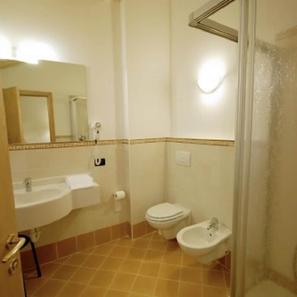 

Bari - Trentino, Italia - Wellness e Resort Stella Delle Alpi