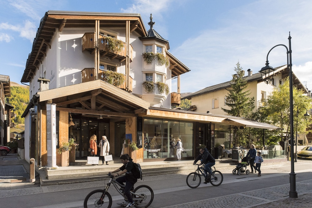 

Catania - Livigno - Hotel Concordia