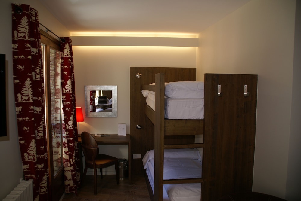 

Brindisi - Vallnord, Andorra - Hotel L’Ermita B&B