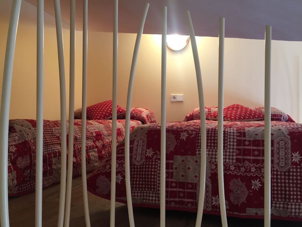 

Roma - Ransol - Hotel L’Ermita B&B