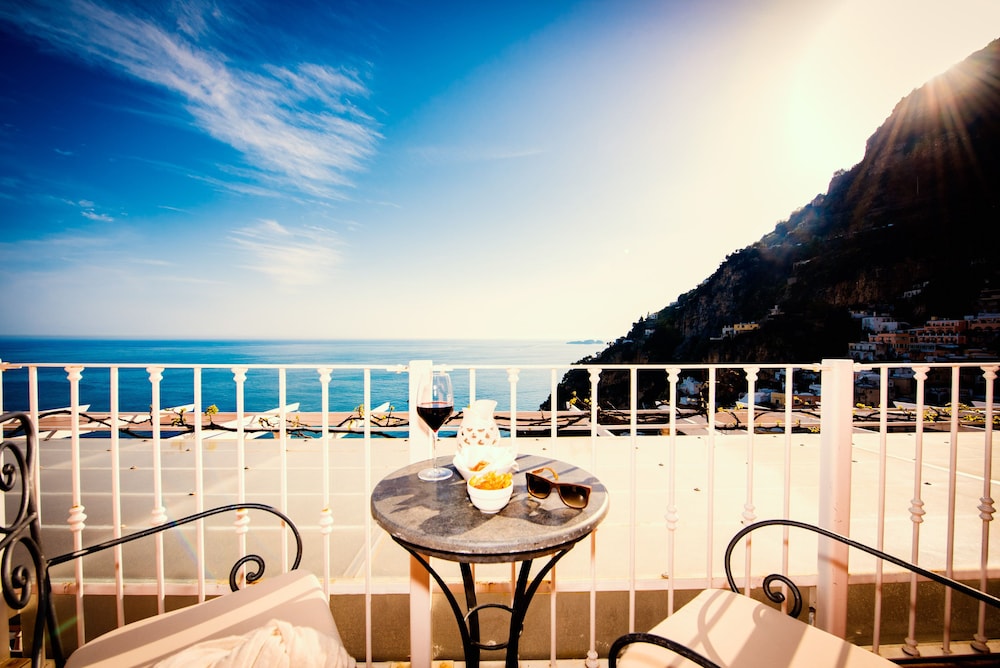

Milano - Positano - Hotel Villa Gabrisa