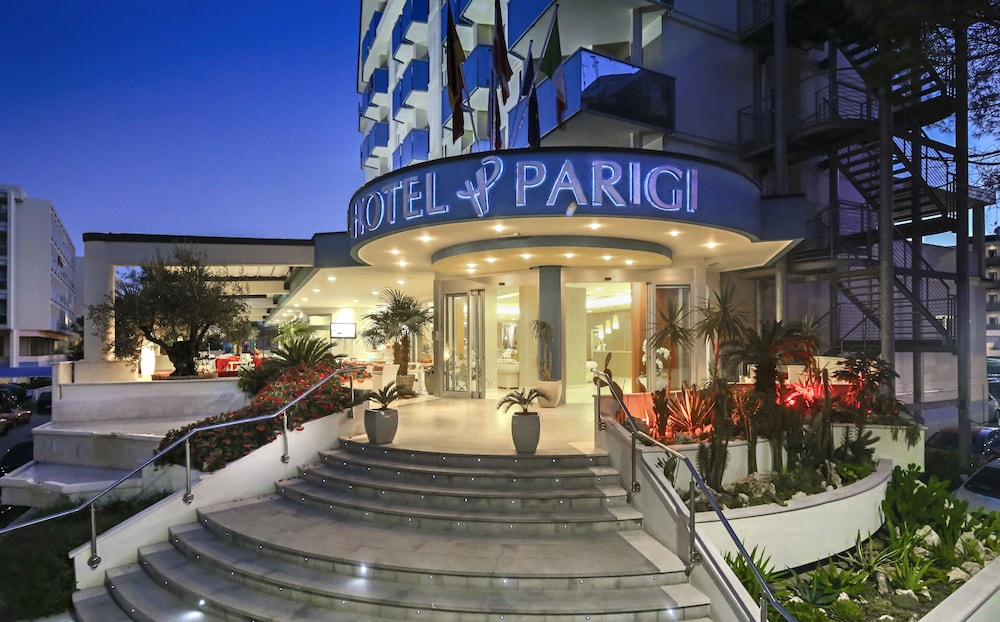 

Milano - Riviera Veneta e Lignano Sabbiadoro, Mare Italia - Hotel Parigi