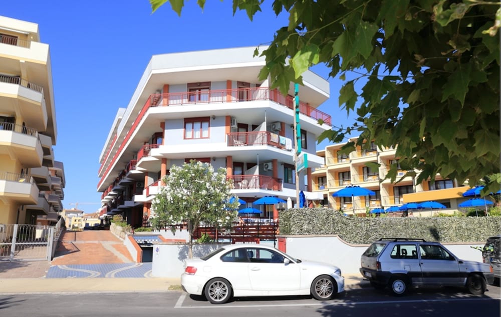 

Bologna - Alghero - Hotel Soleado