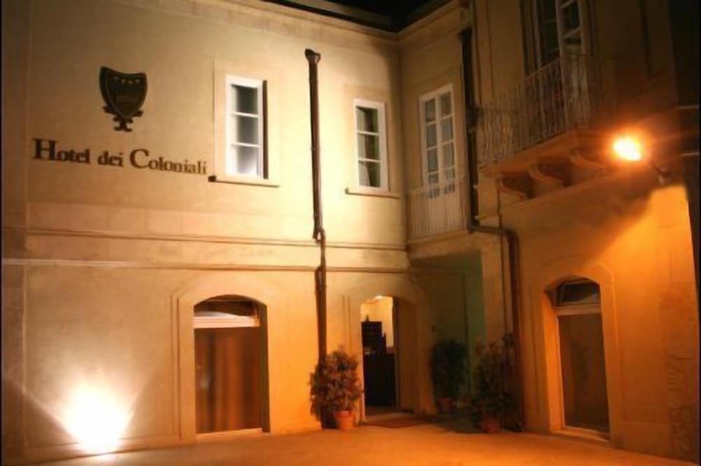 

Roma - Siracusa - Hotel dei Coloniali