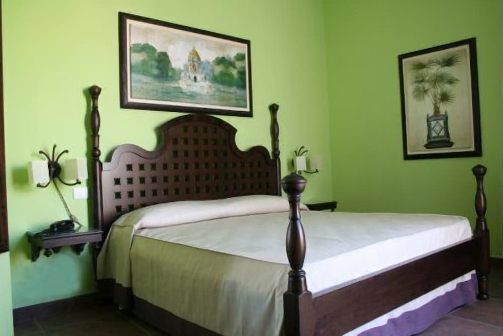 

Roma - Siracusa - Hotel dei Coloniali