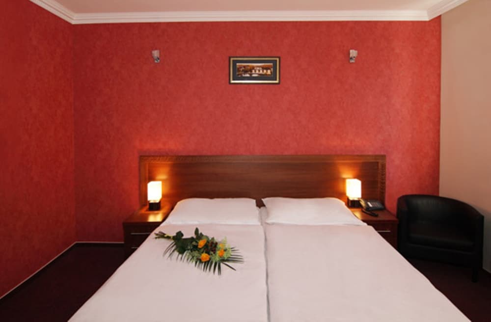 

Reggio Calabria - Praga - Hotel Relax Inn