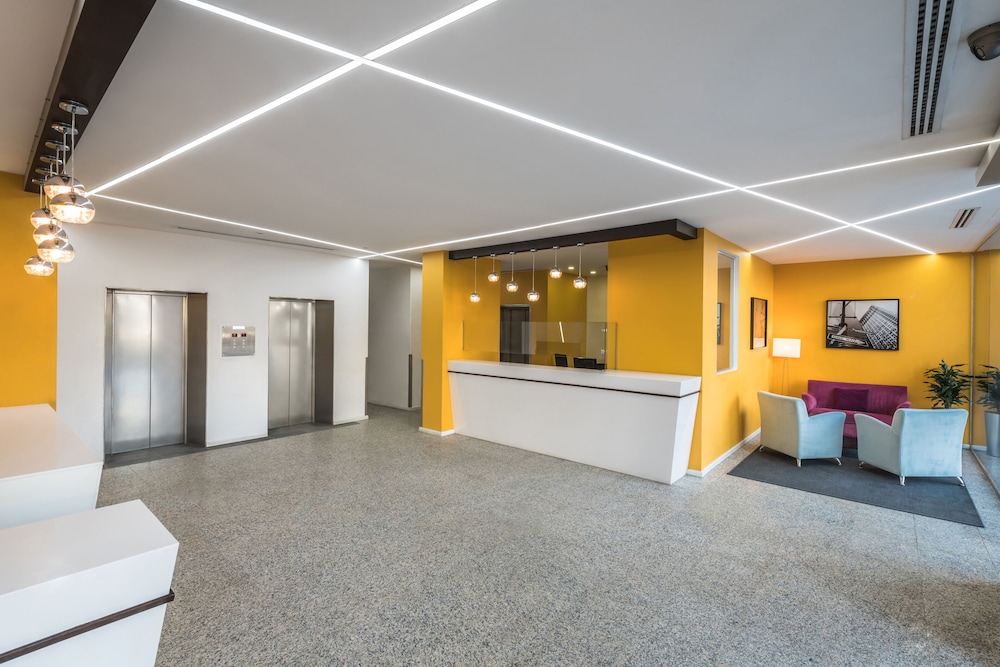 

Milano - Kuwait City - Oasis Hotel
