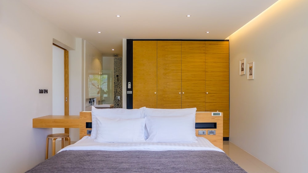 

Torino - Bang Tao Beach - The Woods Natural Park Resort Phuket