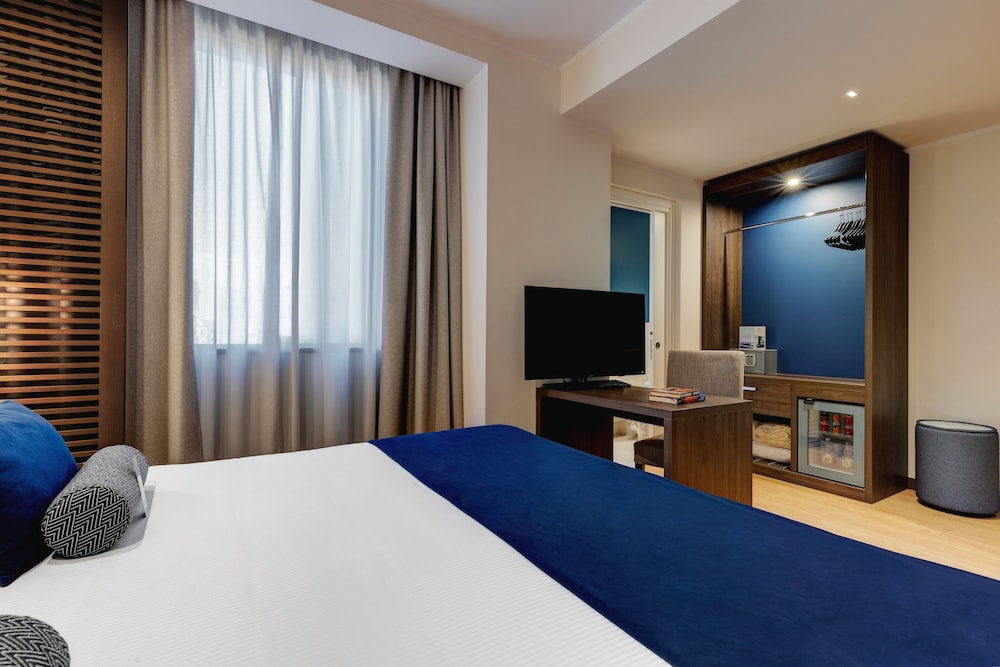 

Catania - Ostia Lido - Fly Decò Hotel