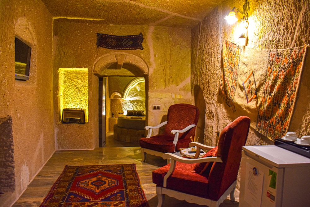 

Milano - Uchisar - Cappadocia Cave House