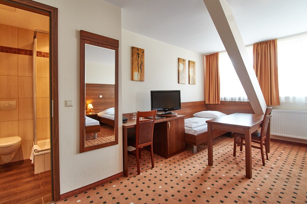 

Napoli - Berlino - Hotel Europa City