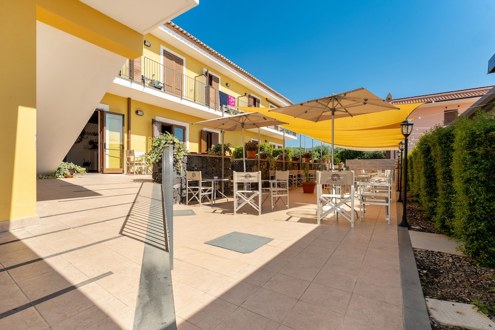 

Torino - Fiumefreddo di Sicilia - La Terra Dei Sogni Country Hotel