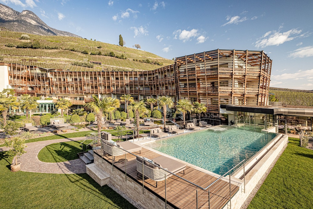 

Napoli - Appiano sulla Strada del Vino - Lake Spa Hotel SEELEITEN