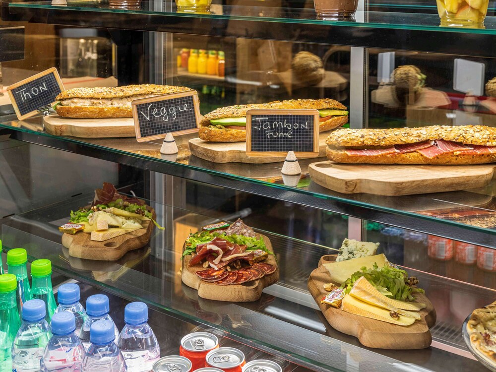 

Verona - Palaiseau - ibis Clamart Paris Velizy