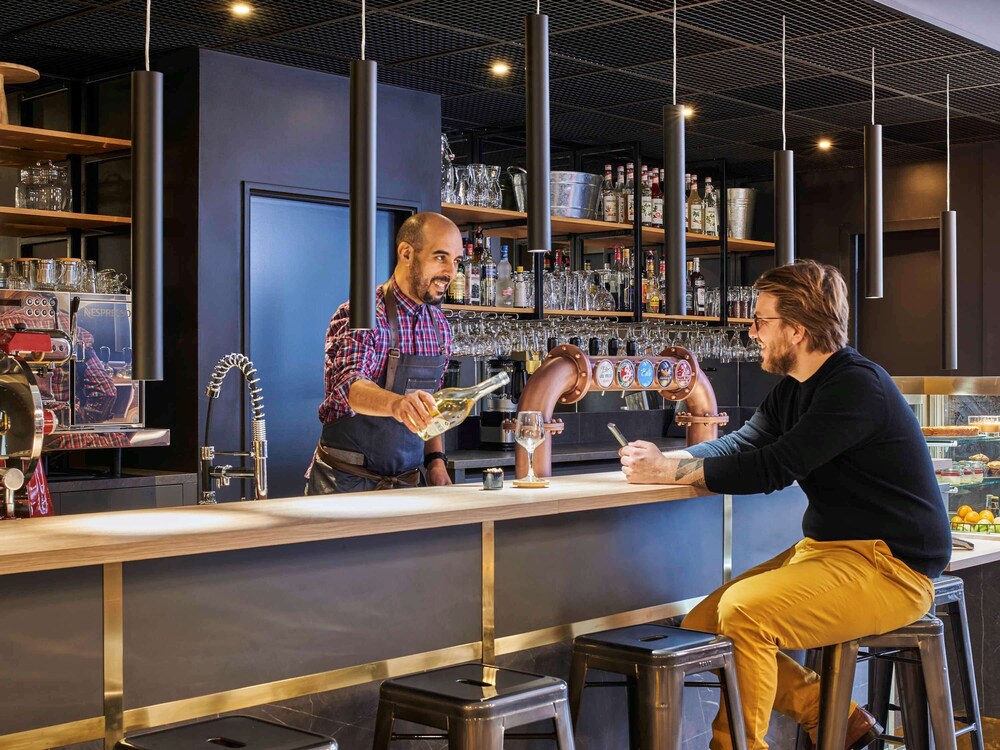 

Venezia - Versailles - ibis Clamart Paris Velizy