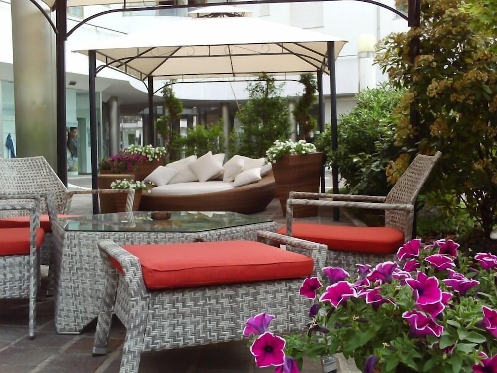 

Milano - Riviera Veneta e Lignano Sabbiadoro, Mare Italia - Hotel Centrale
