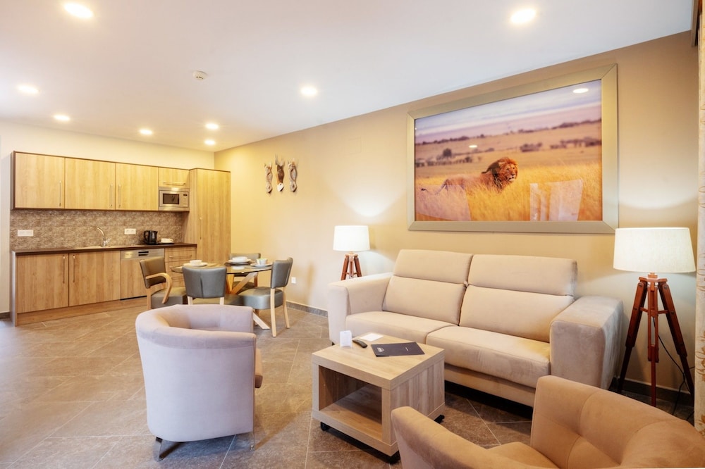 

Napoli - La Línea de la Concepción - Hotel Admiral San Roque