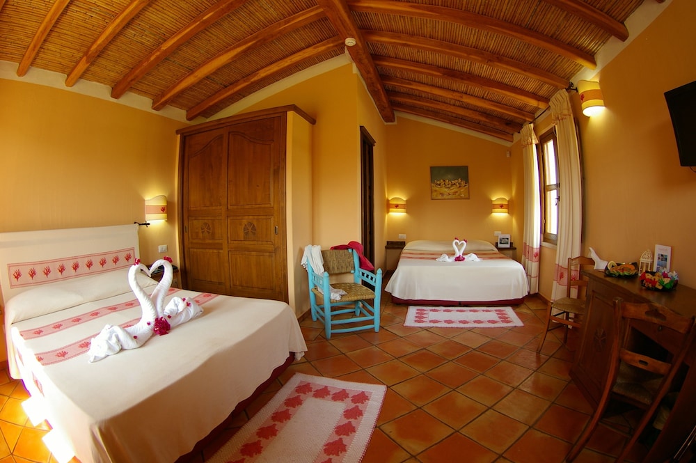 

Catania - Orosei - Santa Maria Resort